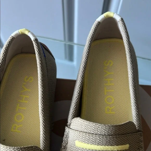 Rothy’s Stylish Olive Loafers for women's Sz 7 - Picture 6 of 7